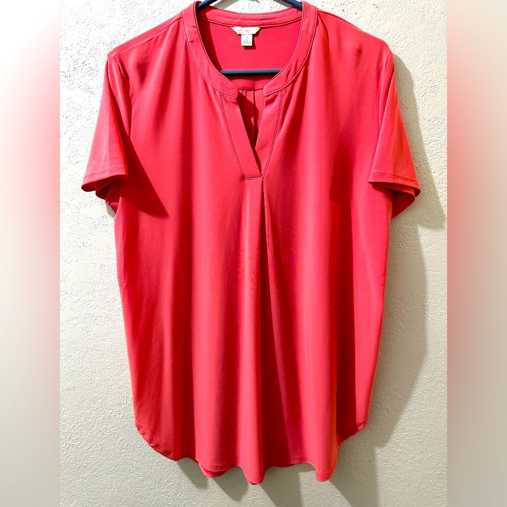 Women’s V Neckline Blouse